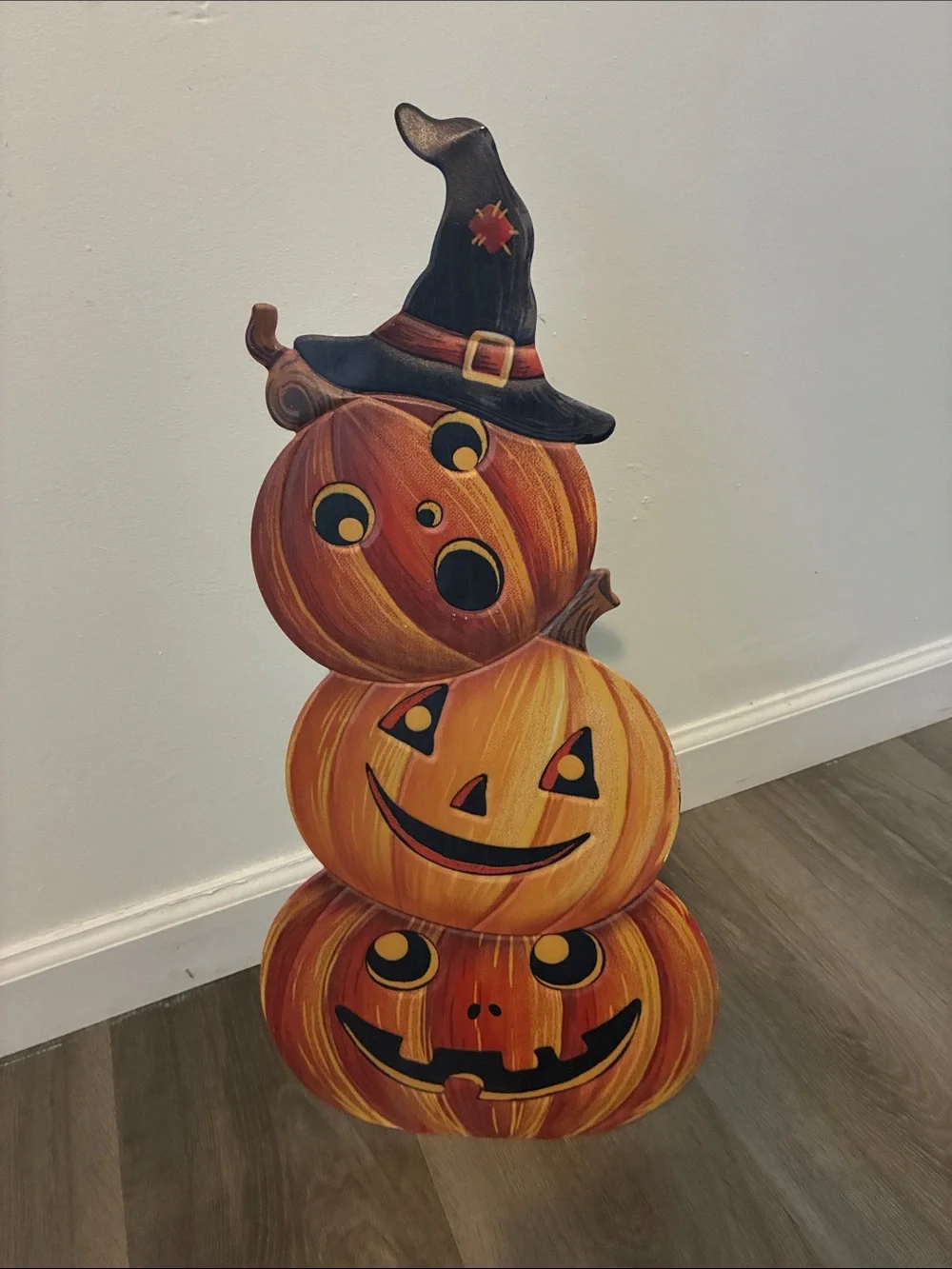 NWT- 23” Halloween Jack-o-lantern Pumpkin Stack Metal Easel Stand Porch Sign